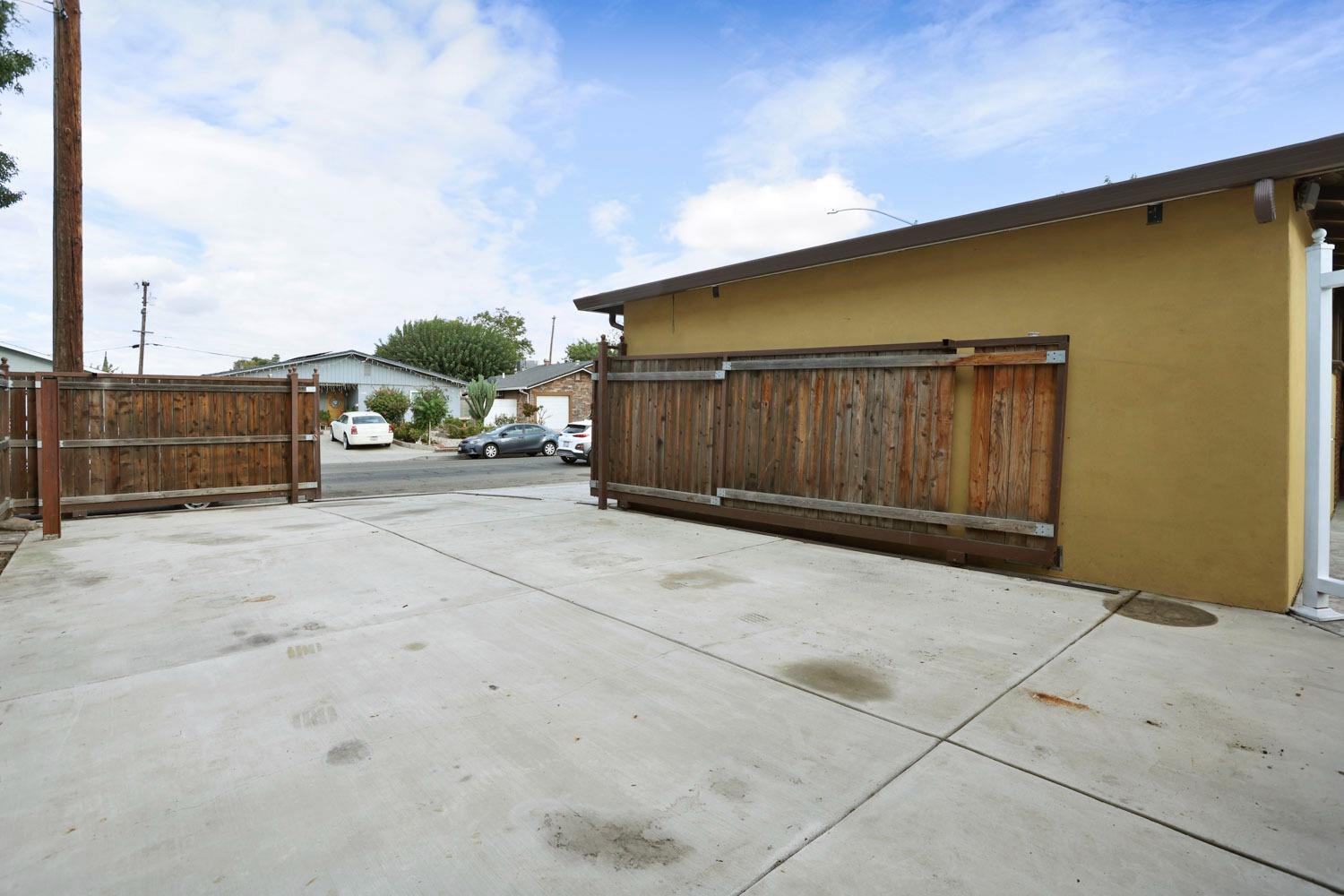 Detail Gallery Image 51 of 55 For 2201 East St, Tracy,  CA 95376 - 4 Beds | 2 Baths