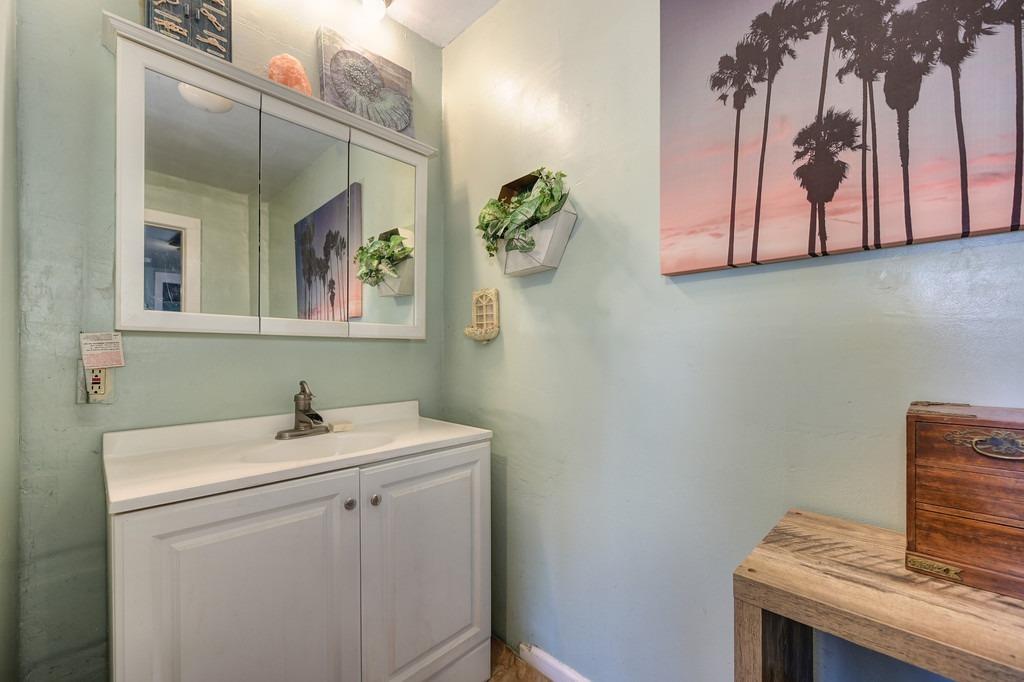 Detail Gallery Image 17 of 30 For 2279 State Highway 49, Placerville,  CA 95667 - 1 Beds | 1 Baths