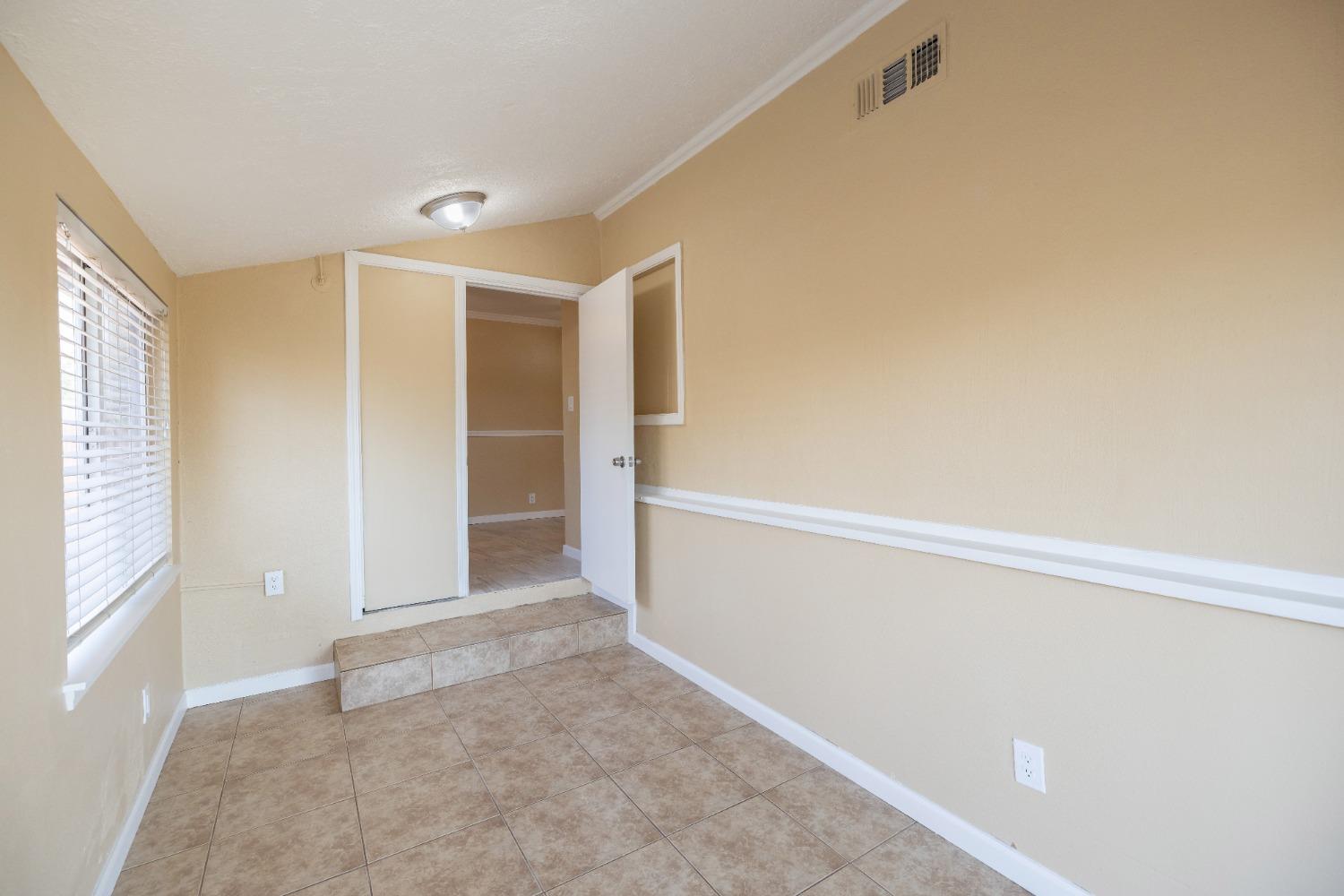 Detail Gallery Image 13 of 34 For 5336 Verner Ave, Sacramento,  CA 95841 - 3 Beds | 2 Baths