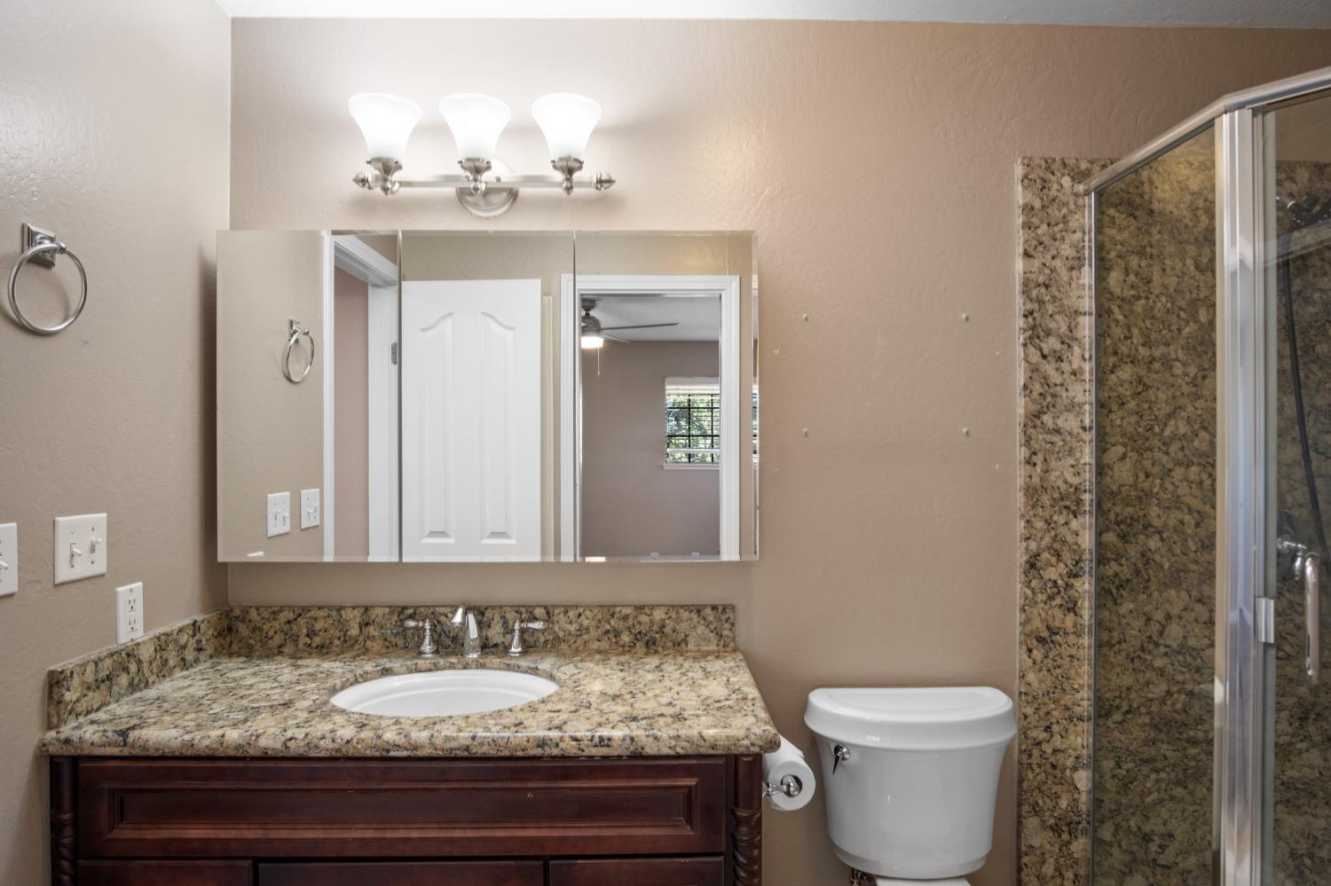 Detail Gallery Image 37 of 56 For 12419 28 Mile Rd, Oakdale,  CA 95361 - 4 Beds | 3/1 Baths