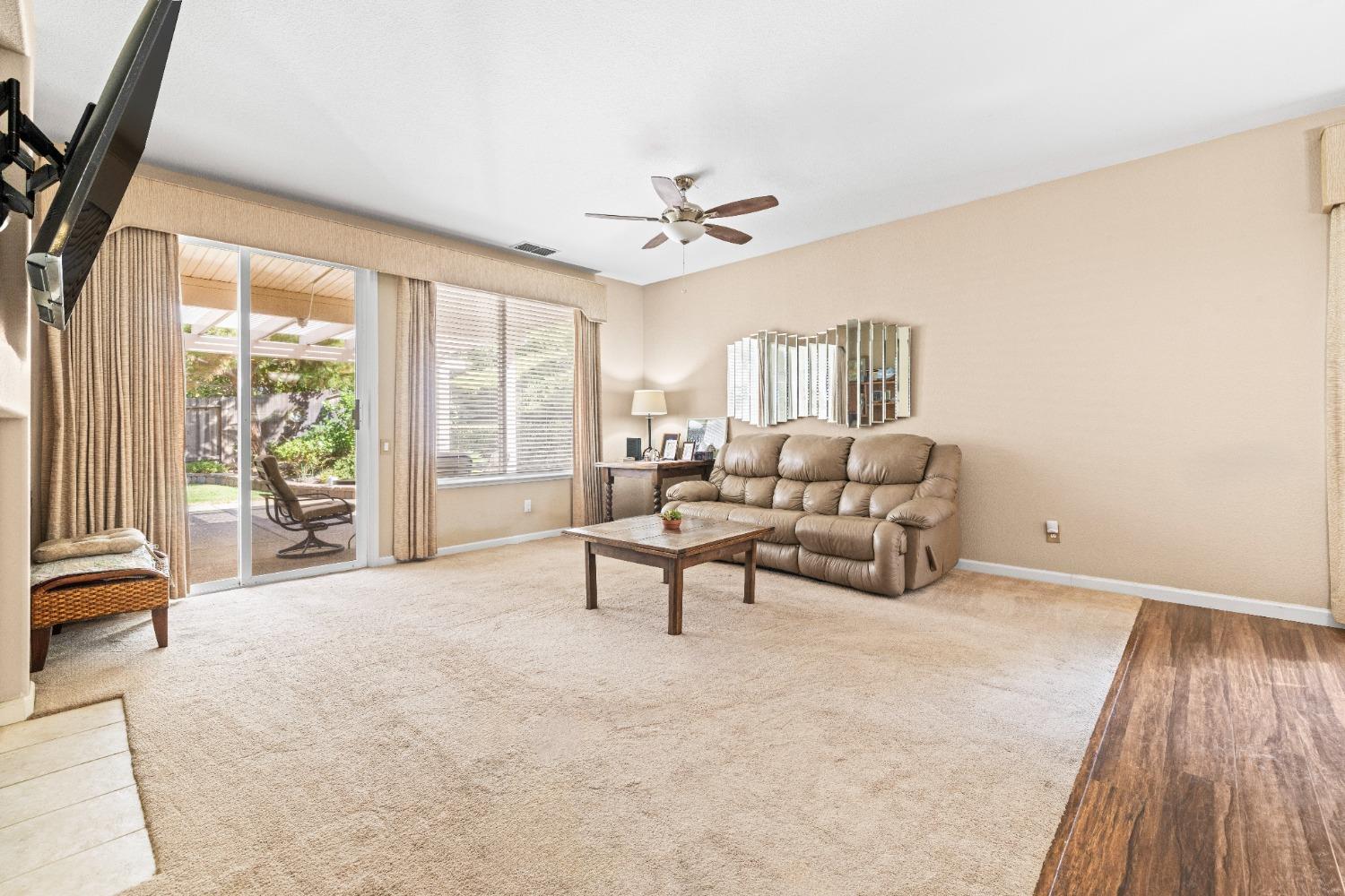 Detail Gallery Image 13 of 37 For 3005 Chimney Ct, Rocklin,  CA 95765 - 2 Beds | 2 Baths