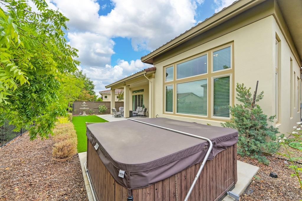 Detail Gallery Image 71 of 82 For 4003 Reni Ct, El Dorado Hills,  CA 95762 - 3 Beds | 3/1 Baths