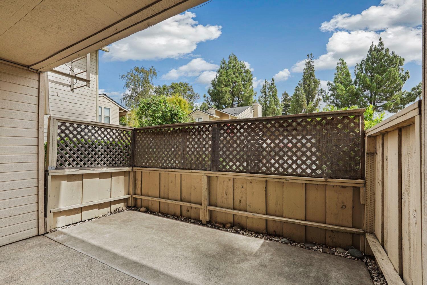 Detail Gallery Image 24 of 41 For 2401 Eilers Ln #805,  Lodi,  CA 95242 - 1 Beds | 1 Baths