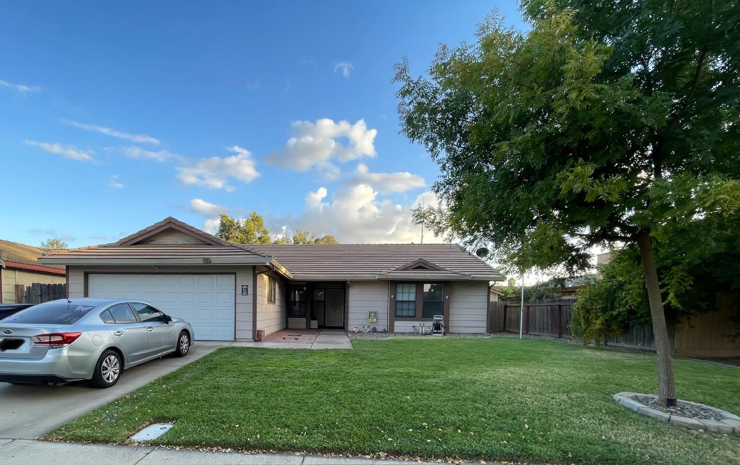 Detail Gallery Image 1 of 18 For 3316 Blackrock, Modesto,  CA 95354 - 3 Beds | 2 Baths