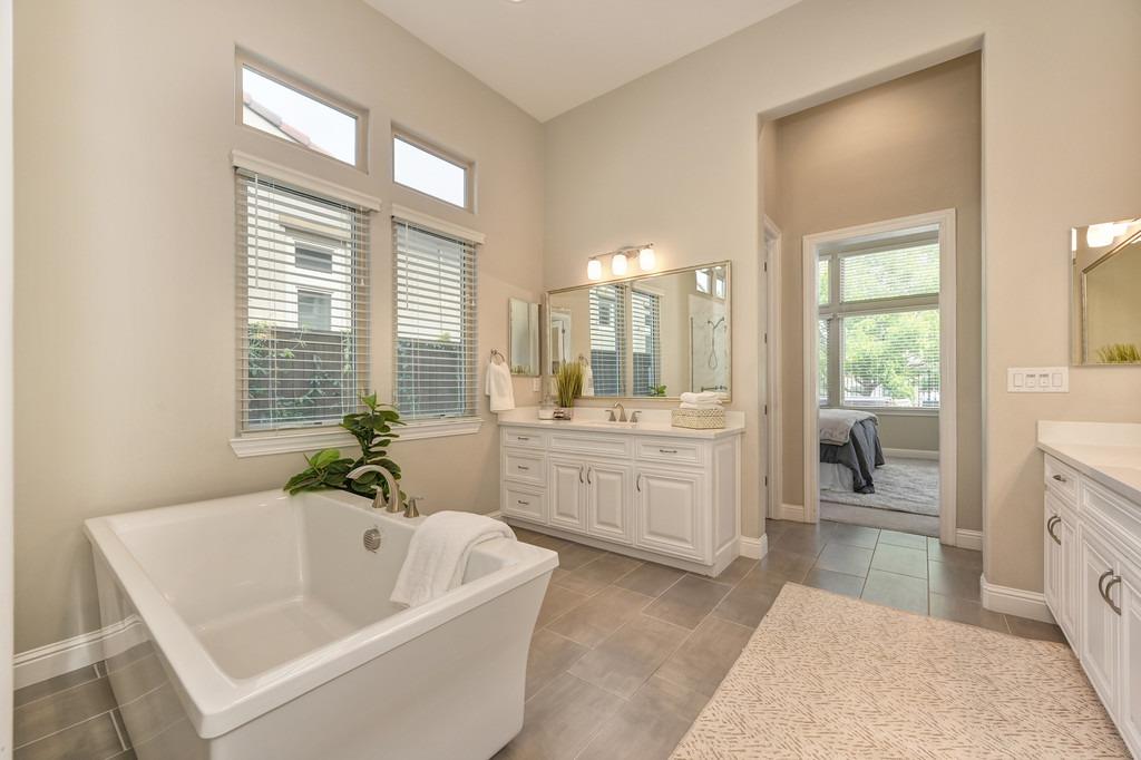 Detail Gallery Image 47 of 82 For 4003 Reni Ct, El Dorado Hills,  CA 95762 - 3 Beds | 3/1 Baths