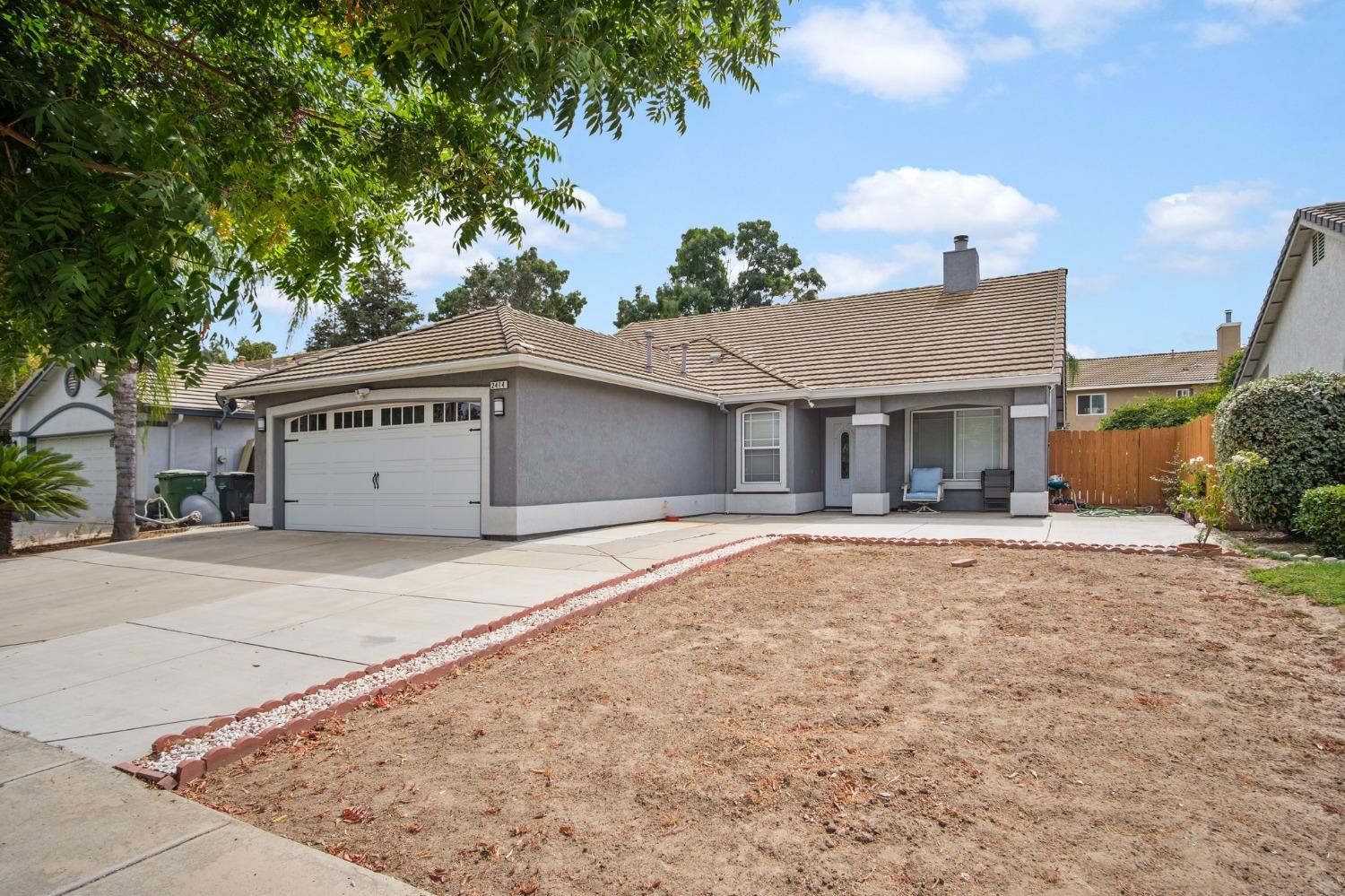 Detail Gallery Image 2 of 19 For 2414 Sorrel Dr, Turlock,  CA 95380 - 3 Beds | 2 Baths