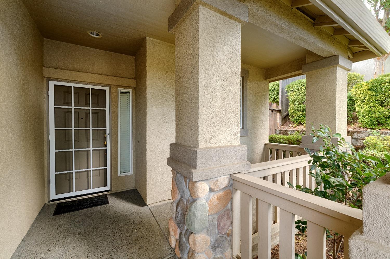 Detail Gallery Image 6 of 37 For 3005 Chimney Ct, Rocklin,  CA 95765 - 2 Beds | 2 Baths