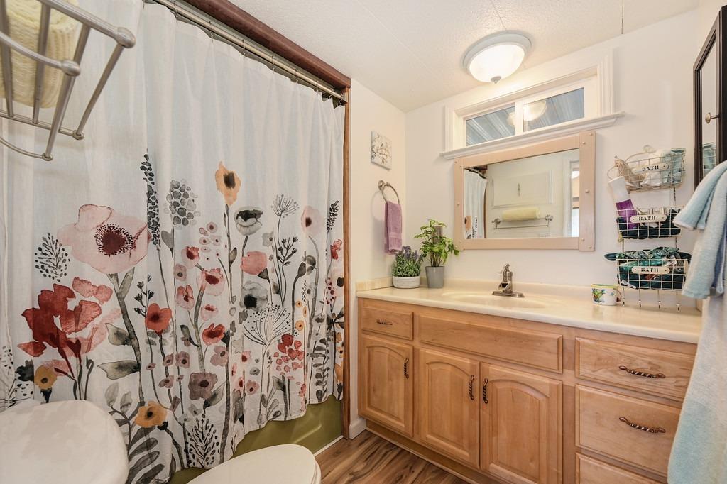 Detail Gallery Image 9 of 40 For 1743 Lake View Dr, Newcastle,  CA 95658 - 1 Beds | 1 Baths