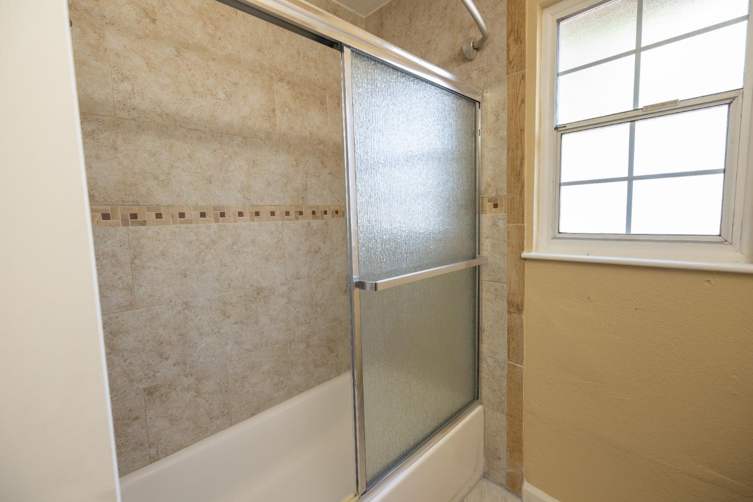 Detail Gallery Image 21 of 34 For 5336 Verner Ave, Sacramento,  CA 95841 - 3 Beds | 2 Baths