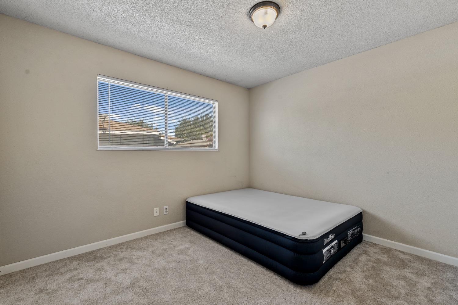 Detail Gallery Image 11 of 20 For 6395 Monica Way, Winton,  CA 95388 - 3 Beds | 1 Baths