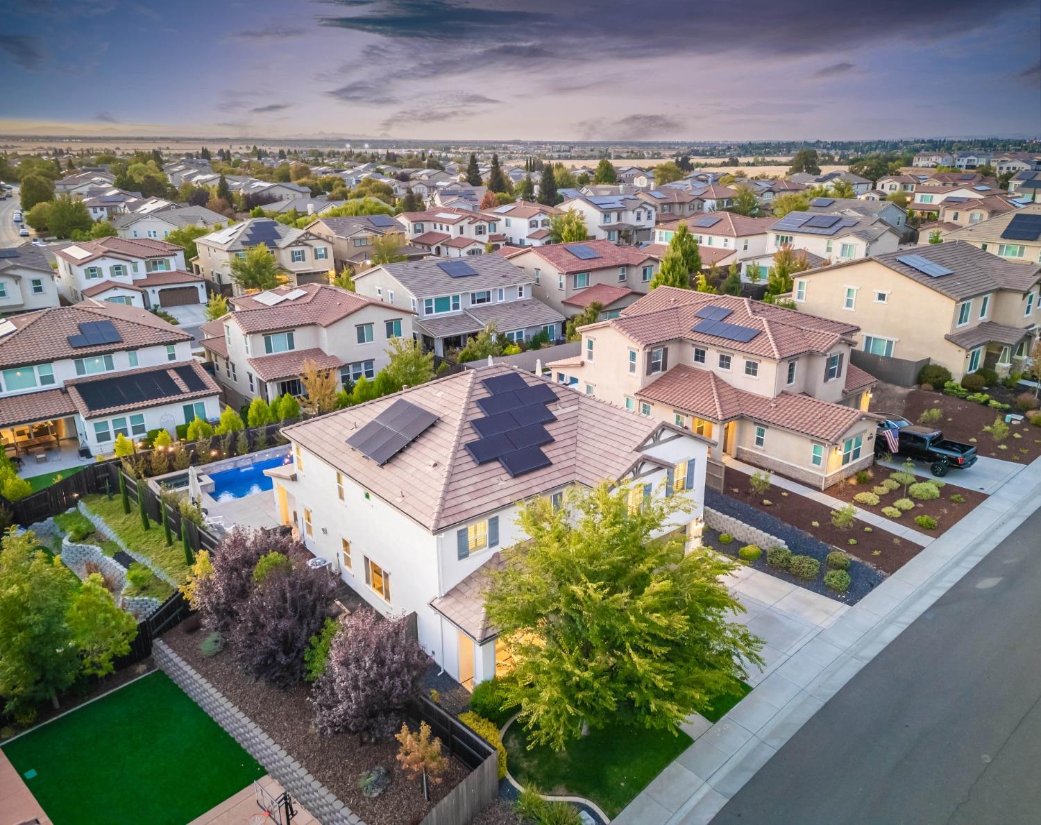 Detail Gallery Image 81 of 87 For 808 Dandelion Ln, Rocklin,  CA 95765 - 5 Beds | 4/1 Baths