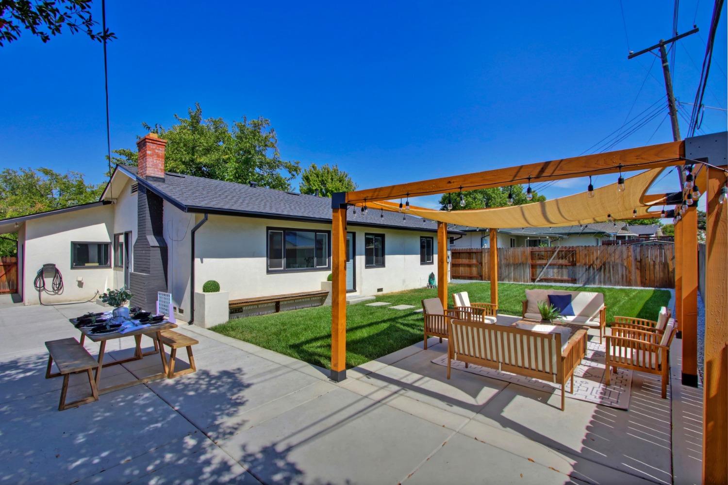 Detail Gallery Image 42 of 46 For 5208 Rambler Way, Sacramento,  CA 95864 - 3 Beds | 2 Baths