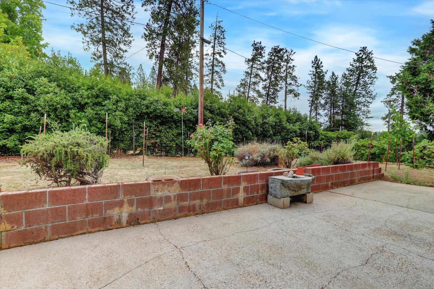 Detail Gallery Image 32 of 43 For 18003 Vintage Dr, Grass Valley,  CA 95949 - 3 Beds | 2 Baths