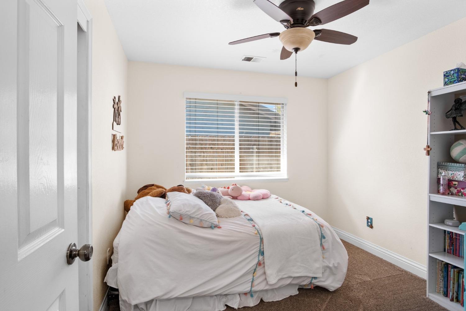 Detail Gallery Image 21 of 29 For 4221 Summerfield Dr, Turlock,  CA 95382 - 4 Beds | 2 Baths