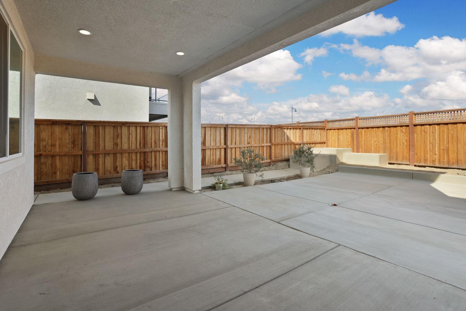 Detail Gallery Image 68 of 72 For 16283 Brownstone Ave, Lathrop,  CA 95330 - 4 Beds | 3/1 Baths