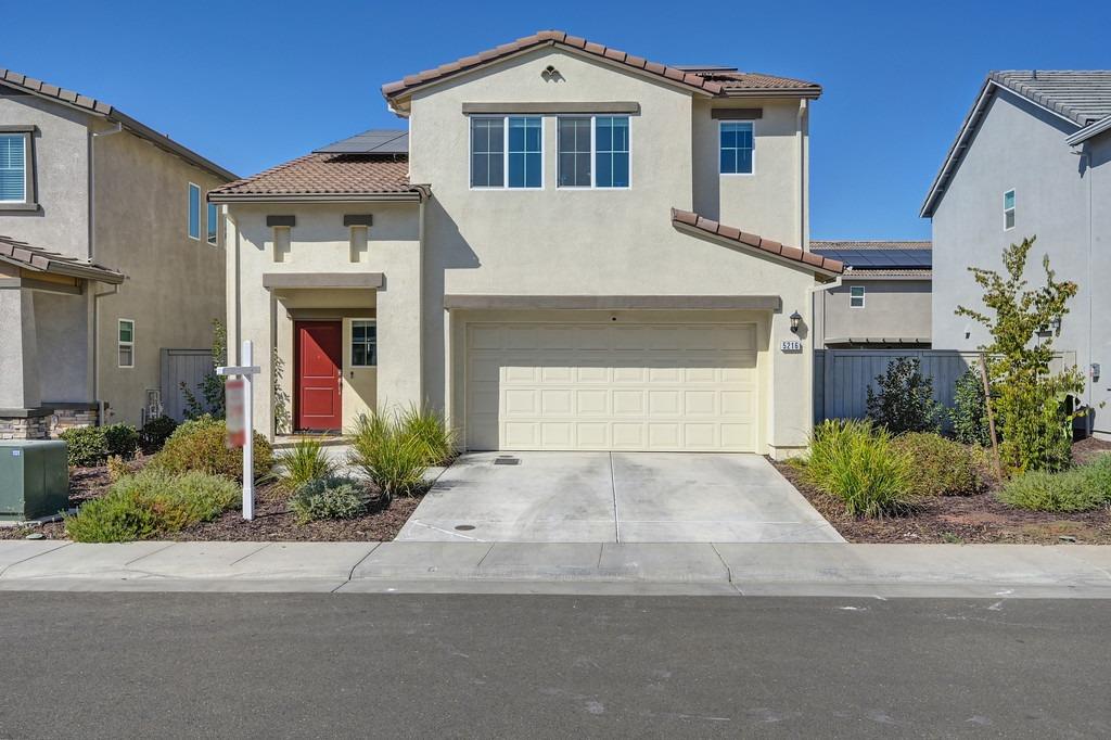 Detail Gallery Image 1 of 1 For 5216 Star Dance Cir, Roseville,  CA 95747 - 3 Beds | 2/1 Baths