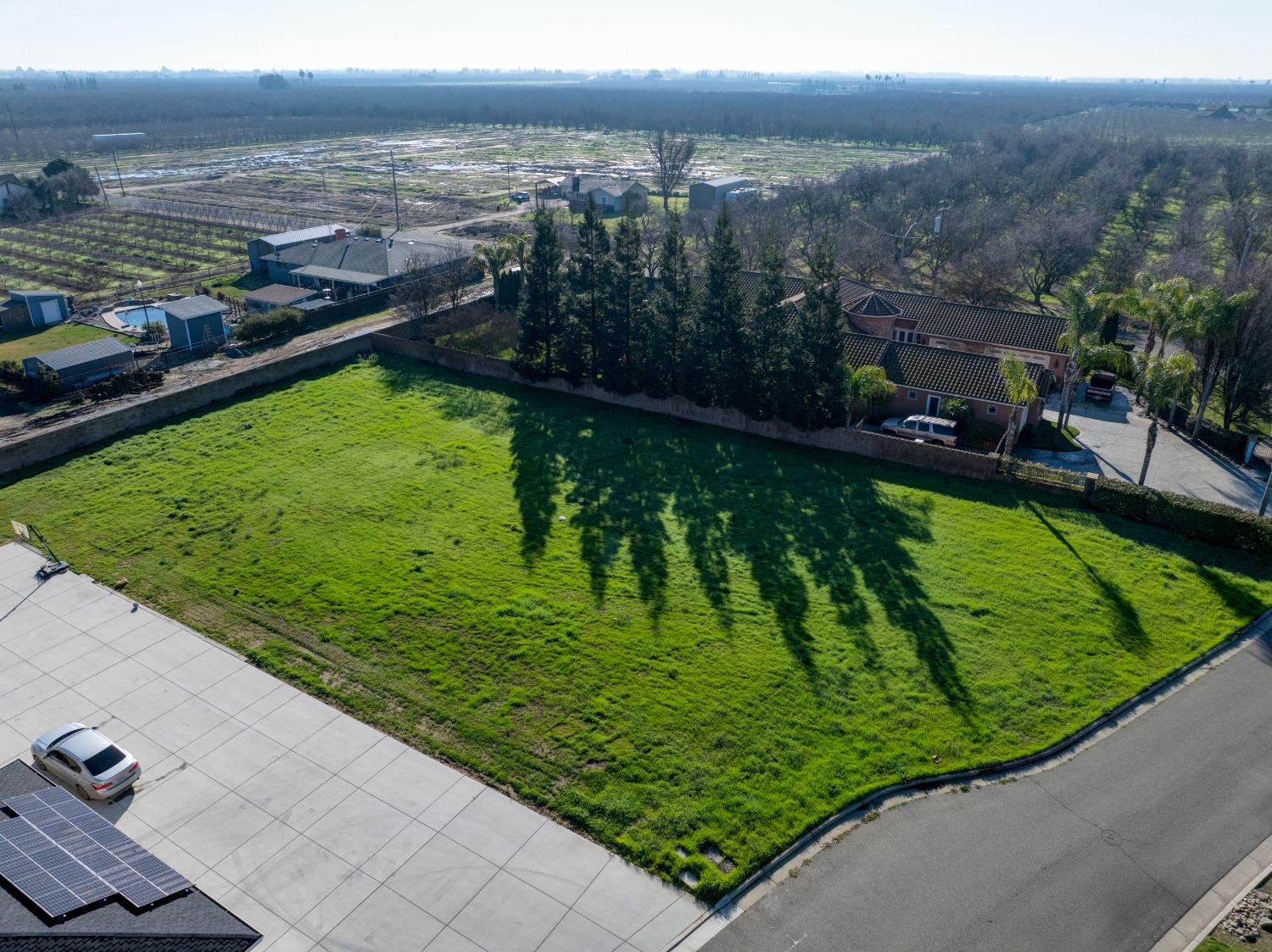 Autumnwood Court, Escalon, California image 7