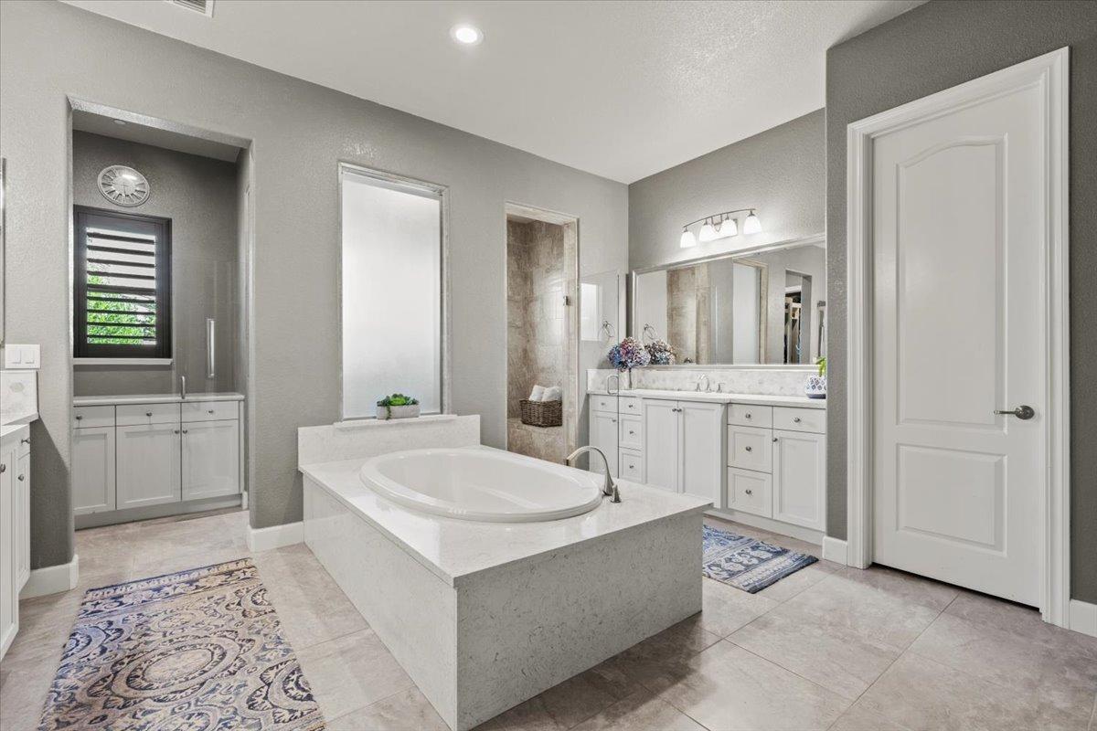 Detail Gallery Image 23 of 48 For 567 Idlewood Ct, El Dorado Hills,  CA 95762 - 3 Beds | 3/1 Baths