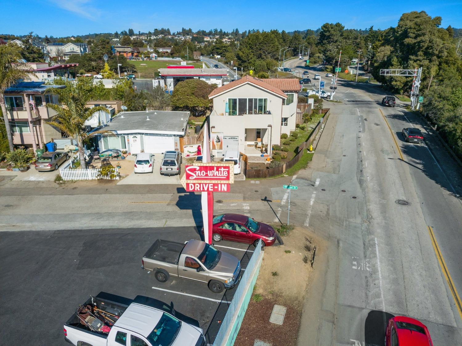 Aptos Beach Drive, Aptos, California image 24