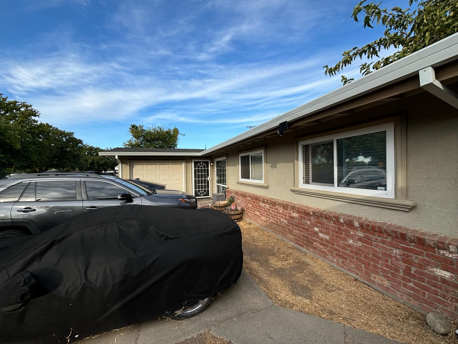 Floral Drive, North Highlands, California image 2