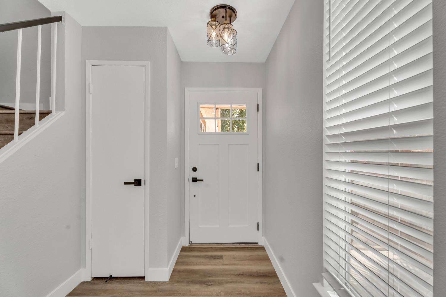 Detail Gallery Image 9 of 38 For 6207 Stacy Ave, Sacramento,  CA 95823 - 4 Beds | 2 Baths