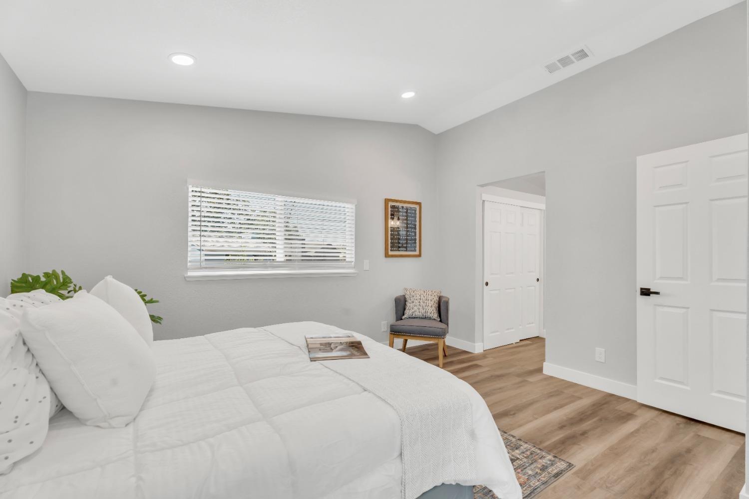 Detail Gallery Image 35 of 38 For 6207 Stacy Ave, Sacramento,  CA 95823 - 4 Beds | 2 Baths