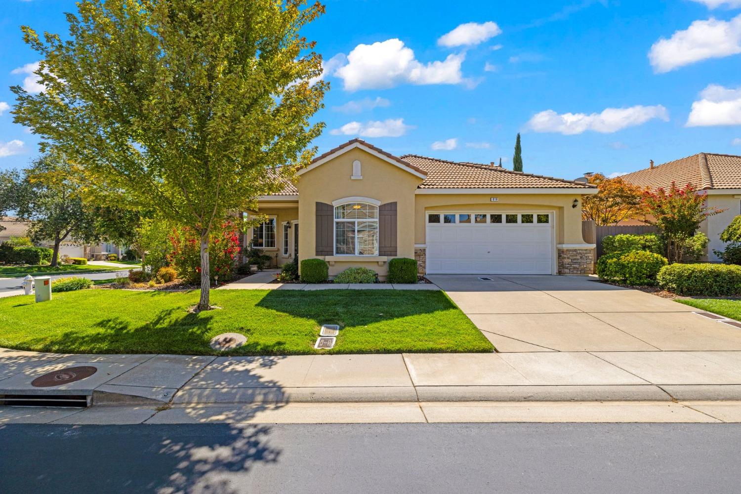 Detail Gallery Image 1 of 1 For 810 Michael Point Ct, El Dorado Hills,  CA 95762 - 3 Beds | 2 Baths