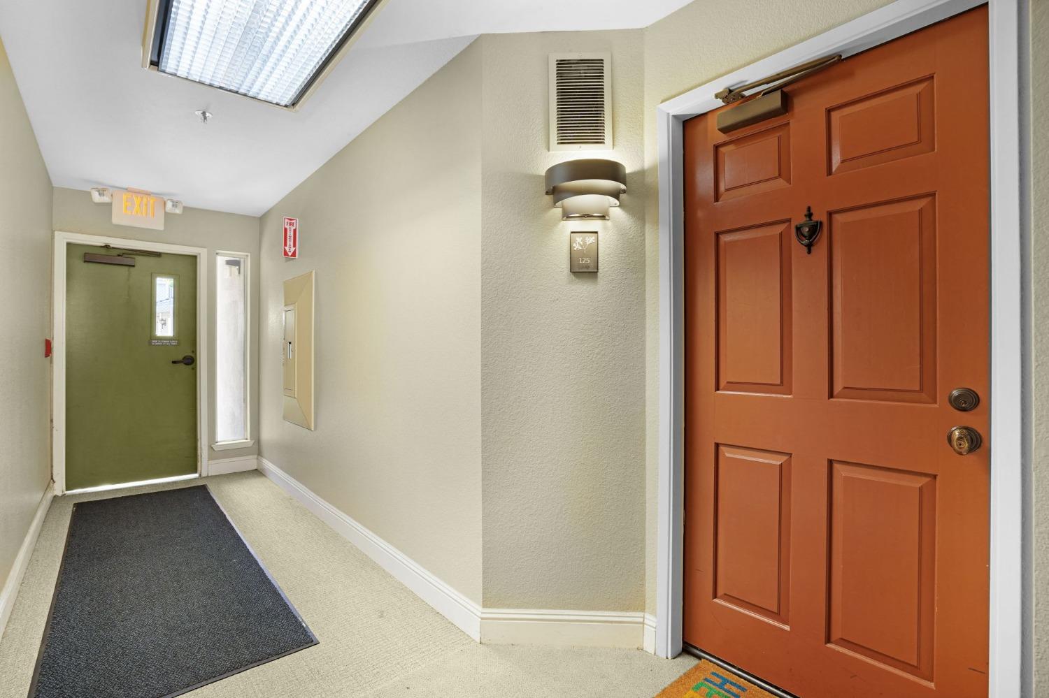 Detail Gallery Image 20 of 25 For 2560 Oak Rd #125,  Walnut Creek,  CA 94597 - 2 Beds | 2 Baths