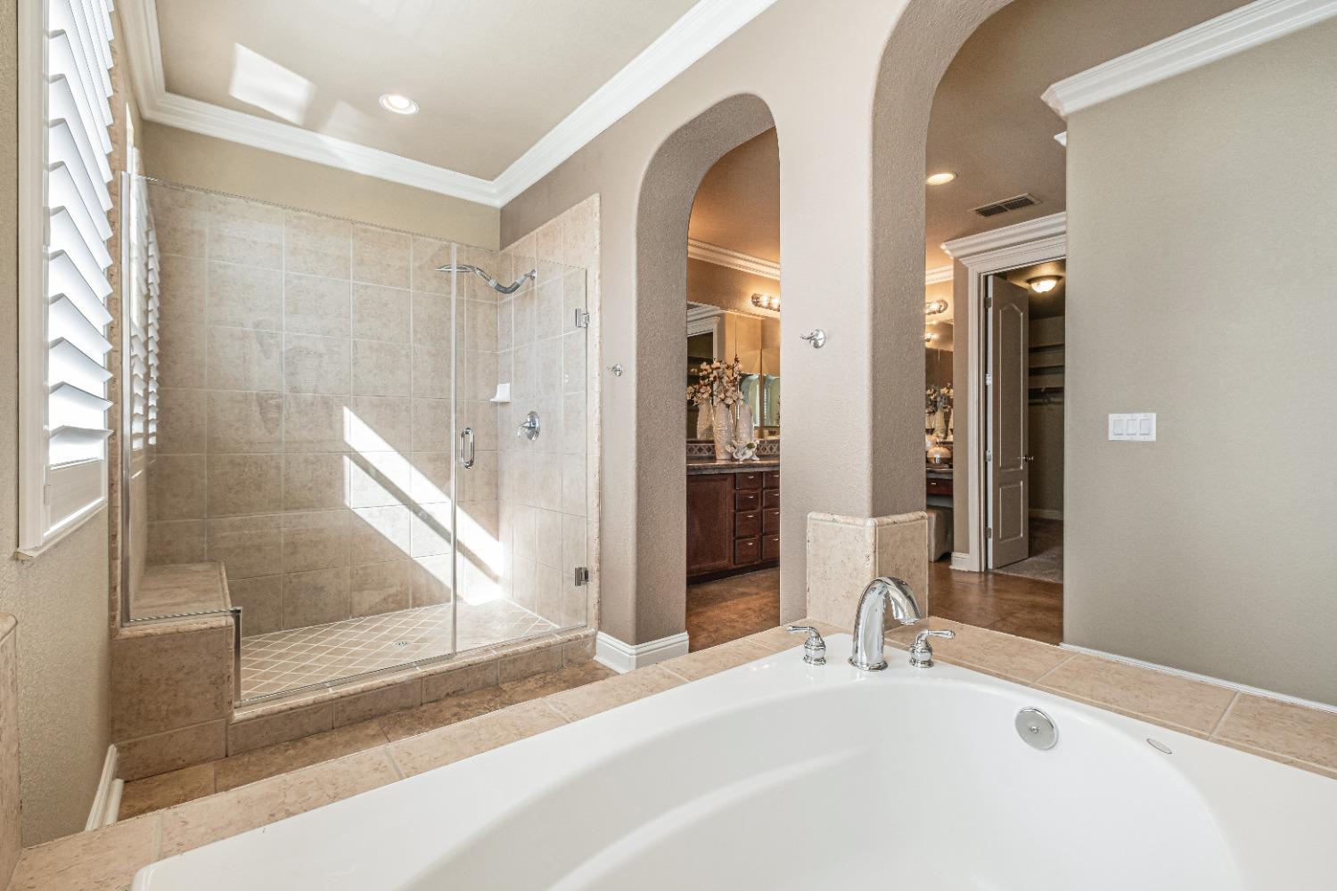 Detail Gallery Image 47 of 74 For 9370 Eagle Springs Pl, Roseville,  CA 95747 - 6 Beds | 4 Baths