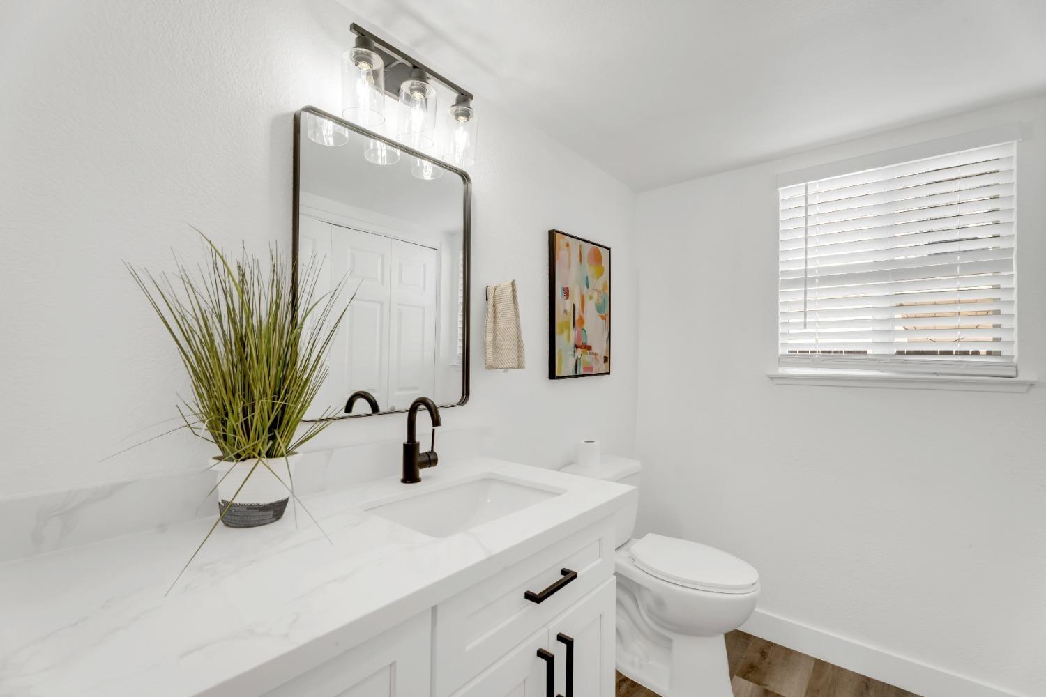 Detail Gallery Image 29 of 38 For 6207 Stacy Ave, Sacramento,  CA 95823 - 4 Beds | 2 Baths