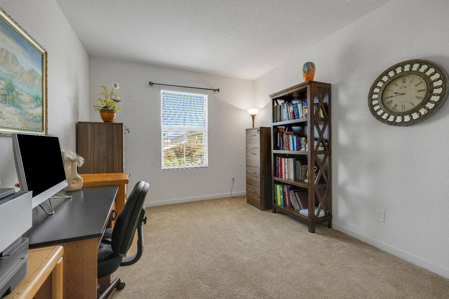 Detail Gallery Image 34 of 46 For 4024 Weathervane Way, Roseville,  CA 95747 - 3 Beds | 2/1 Baths