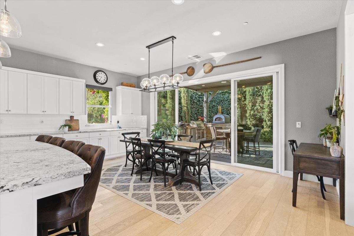 Detail Gallery Image 14 of 48 For 567 Idlewood Ct, El Dorado Hills,  CA 95762 - 3 Beds | 3/1 Baths