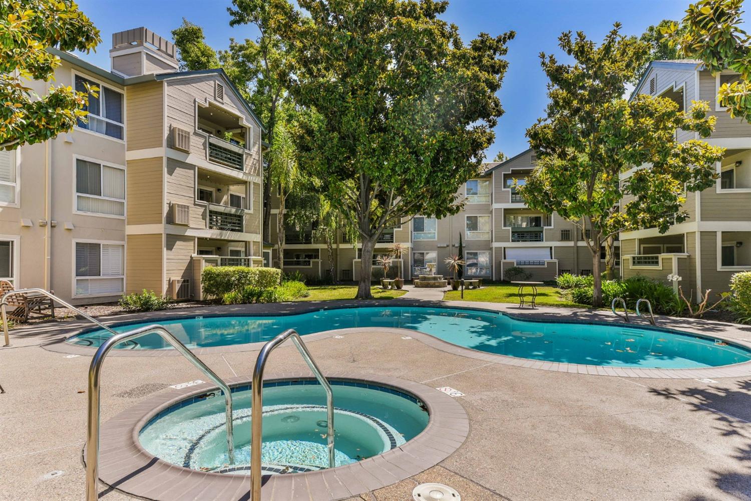 Detail Gallery Image 23 of 25 For 2560 Oak Rd #125,  Walnut Creek,  CA 94597 - 2 Beds | 2 Baths