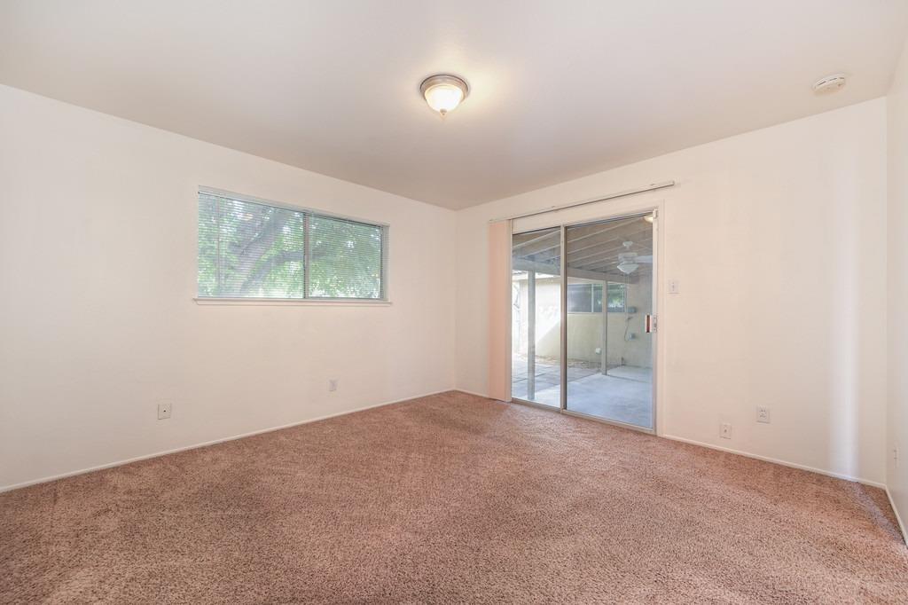 Detail Gallery Image 12 of 31 For 2205 Gila Way, Sacramento,  CA 95864 - 2 Beds | 2 Baths