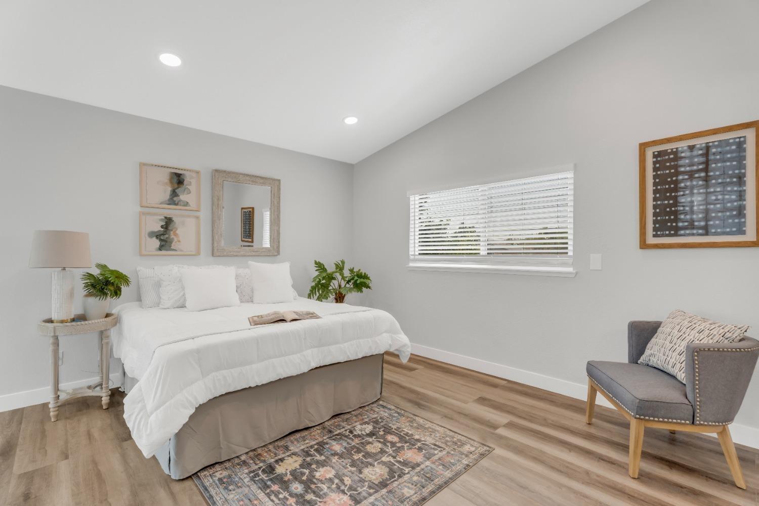 Detail Gallery Image 6 of 38 For 6207 Stacy Ave, Sacramento,  CA 95823 - 4 Beds | 2 Baths