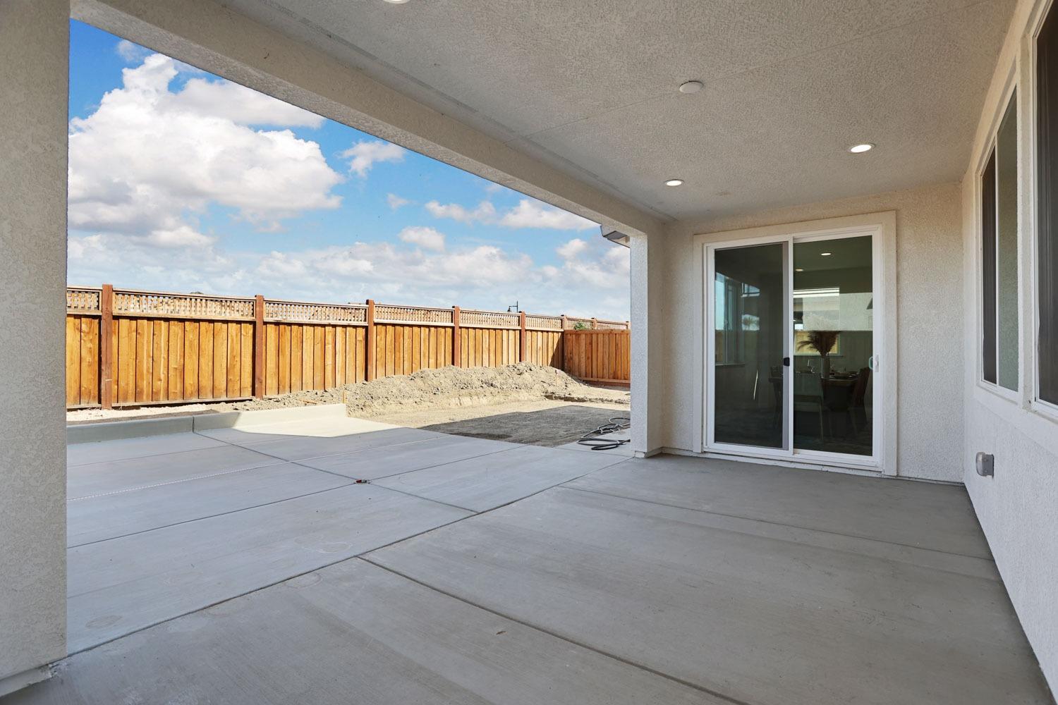 Detail Gallery Image 69 of 72 For 16283 Brownstone Ave, Lathrop,  CA 95330 - 4 Beds | 3/1 Baths