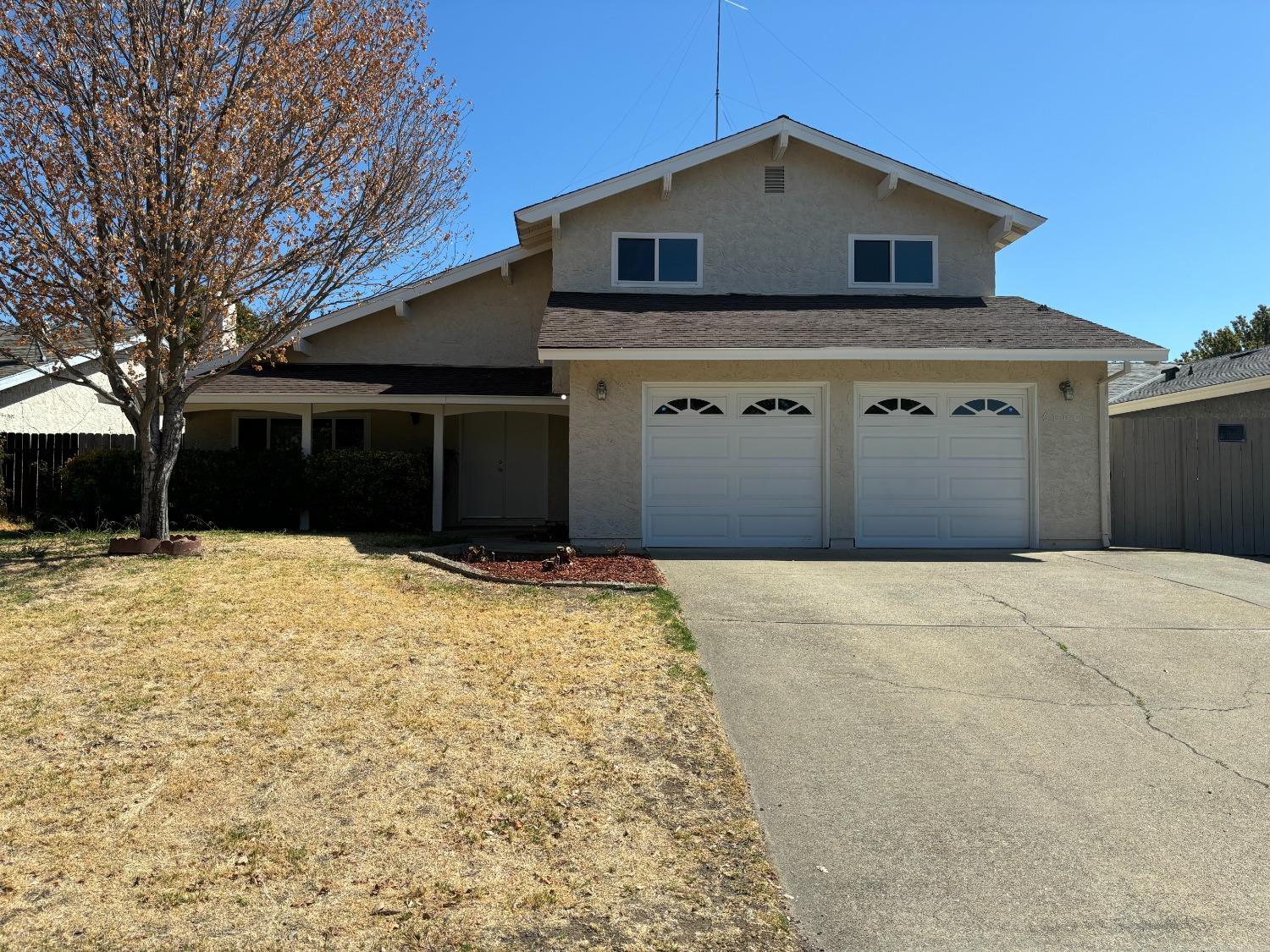 Detail Gallery Image 2 of 26 For 6600 Hillsdale Blvd, Sacramento,  CA 95842 - 3 Beds | 2/1 Baths