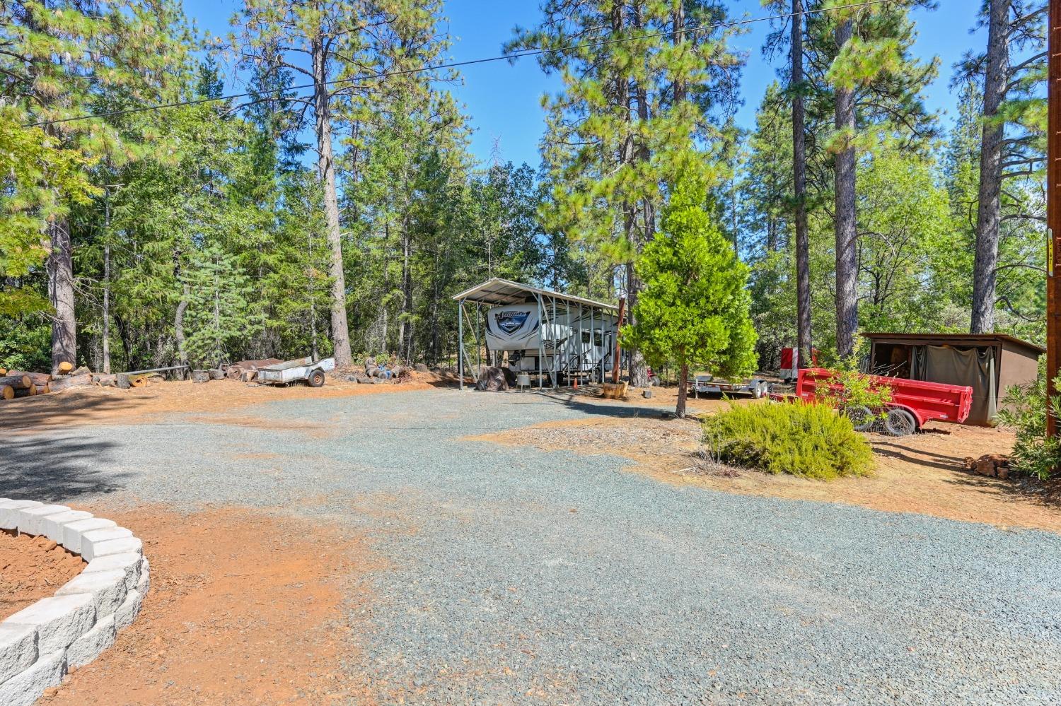 Detail Gallery Image 10 of 80 For 1920 Hidden Ridge Way, Colfax,  CA 95713 - 3 Beds | 2 Baths