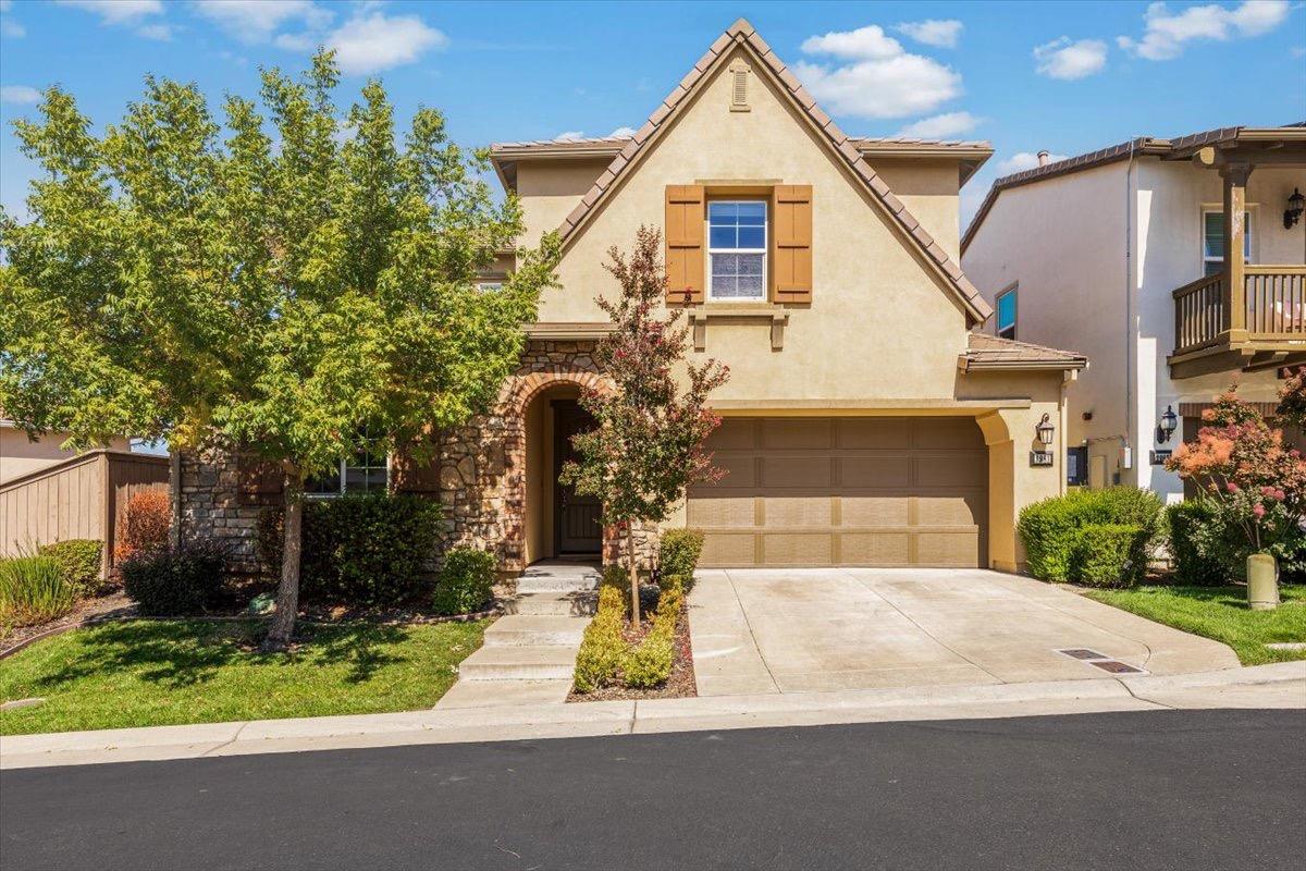 Detail Gallery Image 1 of 51 For 2981 Beatty Dr, El Dorado Hills,  CA 95762 - 4 Beds | 3 Baths