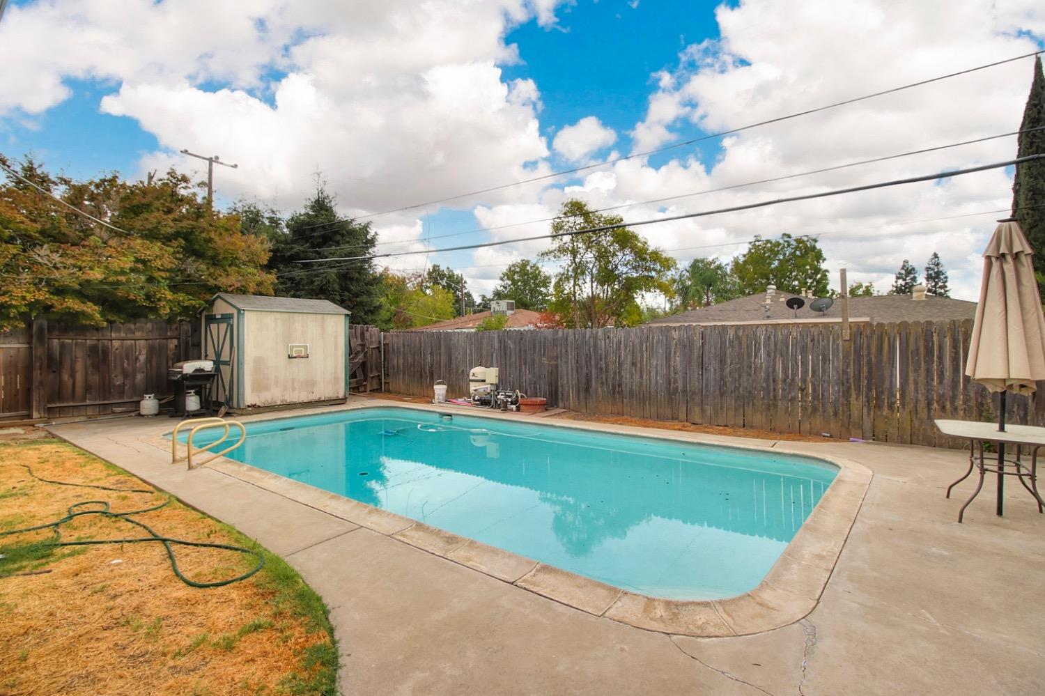 Detail Gallery Image 29 of 31 For 3452 Windsor Dr, Sacramento,  CA 95864 - 3 Beds | 1 Baths