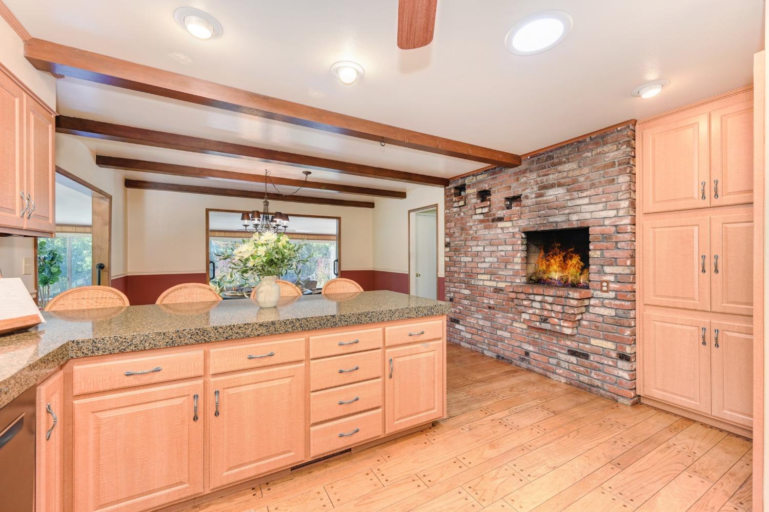 Detail Gallery Image 18 of 63 For 8460 Laurel Ln, Granite Bay,  CA 95746 - 3 Beds | 2/1 Baths