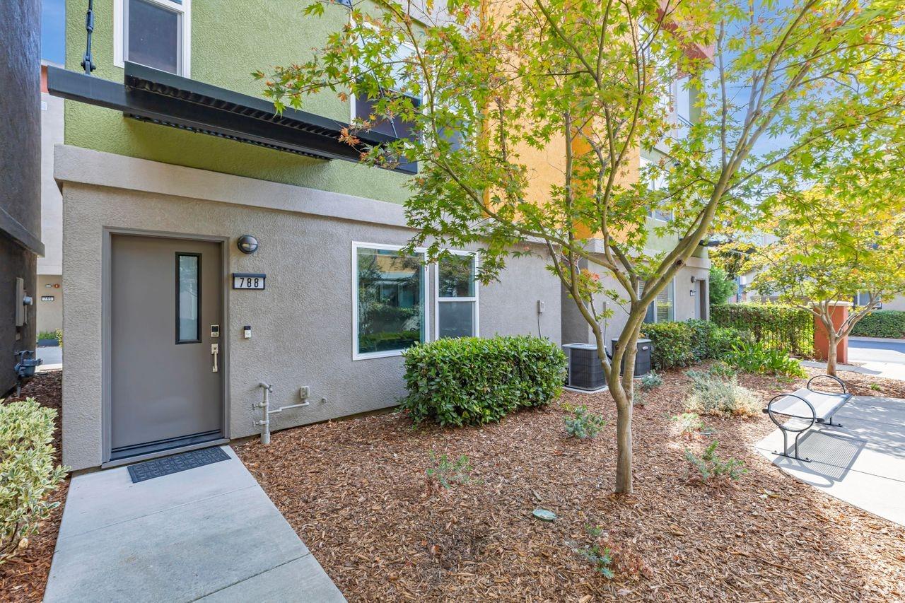 Detail Gallery Image 5 of 34 For 788 Pearlite Ct, West Sacramento,  CA 95691 - 2 Beds | 2 Baths