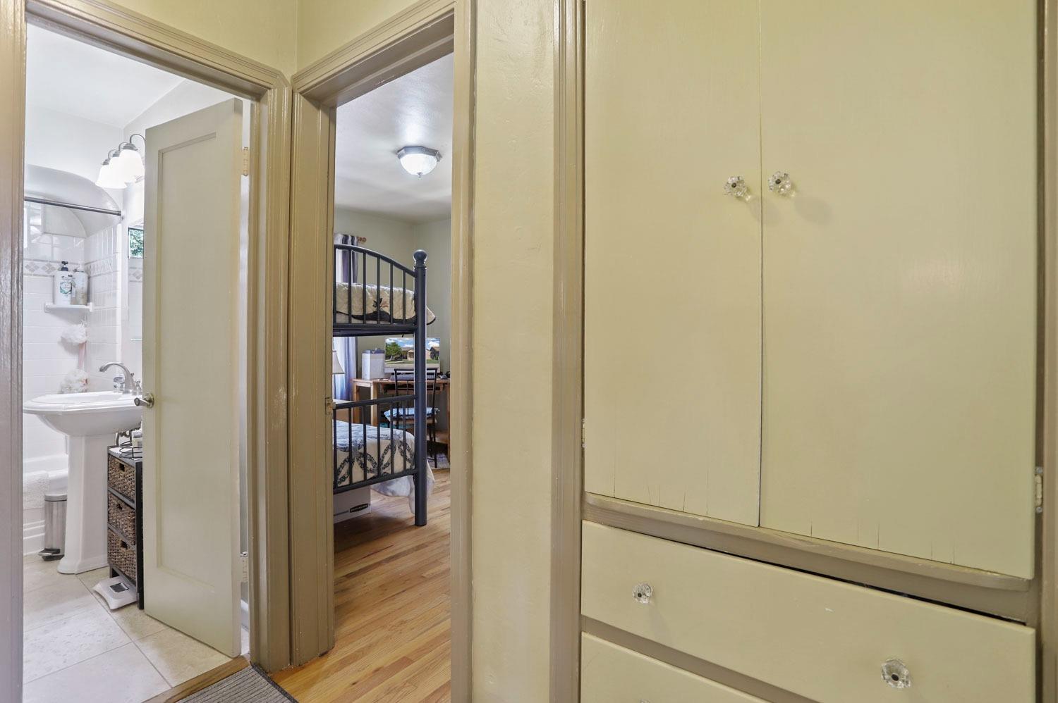 Detail Gallery Image 21 of 42 For 309 Mission St, Lodi,  CA 95240 - 3 Beds | 2 Baths