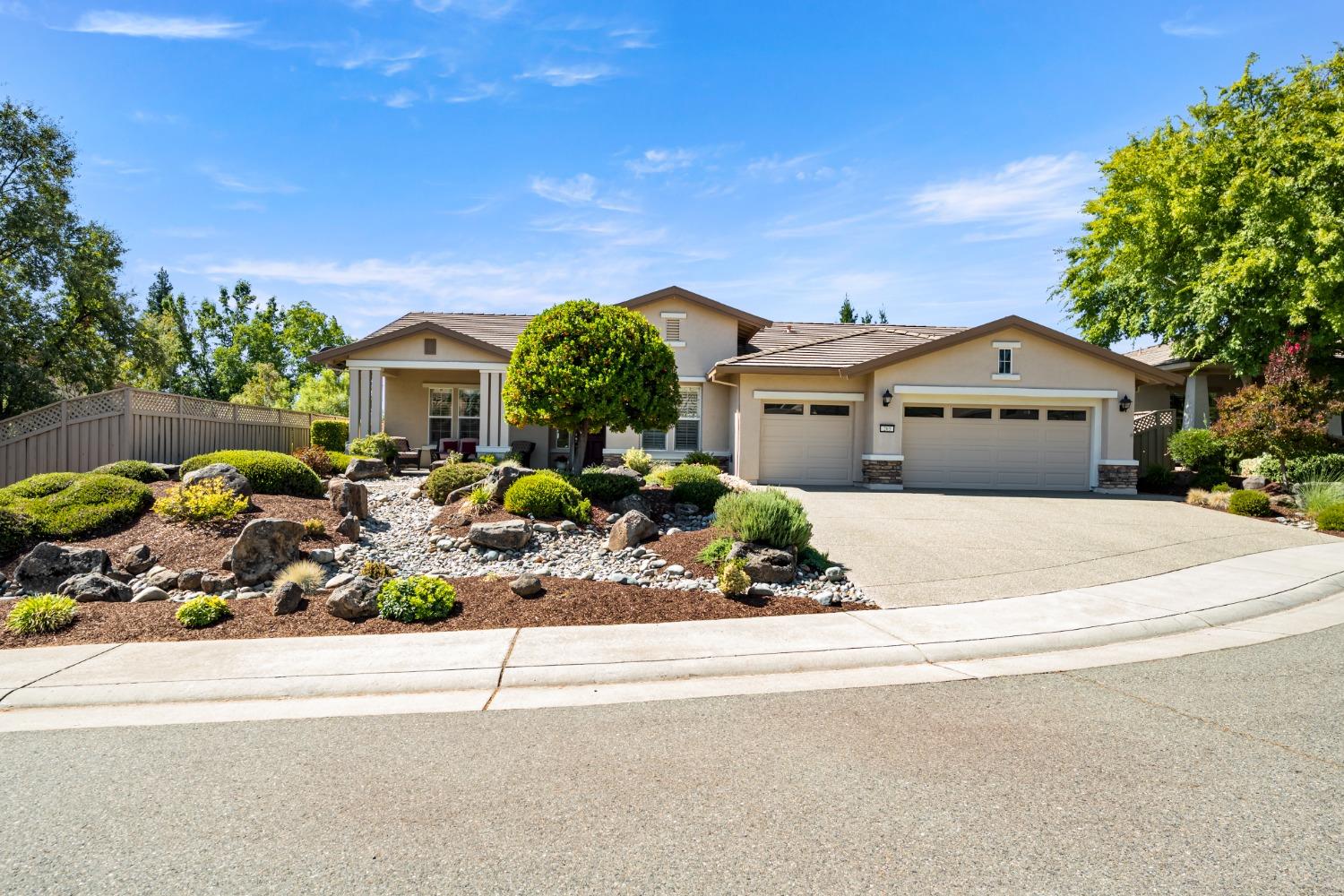 Detail Gallery Image 1 of 1 For 205 Reinecke Ct, Lincoln,  CA 95648 - 2 Beds | 2/1 Baths