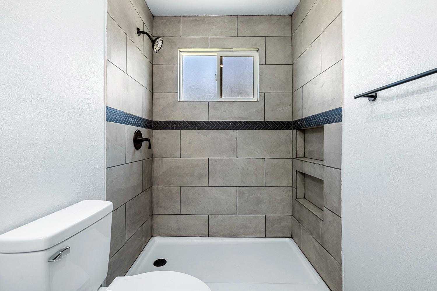 Detail Gallery Image 33 of 58 For 1509 Roosevelt, Chowchilla,  CA 93610 - 3 Beds | 2 Baths