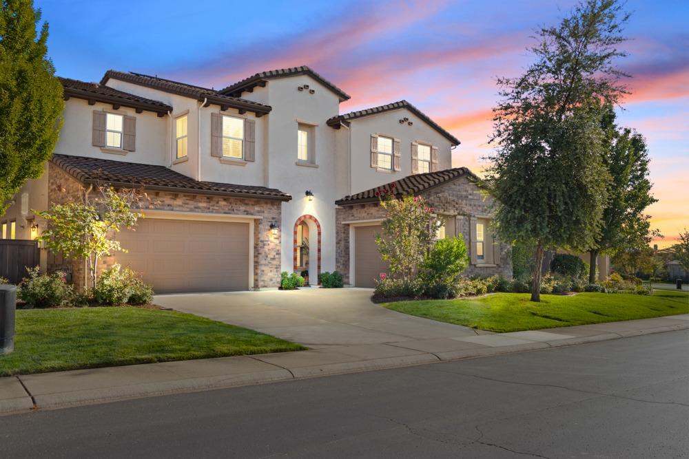 Detail Gallery Image 1 of 91 For 2511 Orsay Way, El Dorado Hills,  CA 95762 - 5 Beds | 5/1 Baths