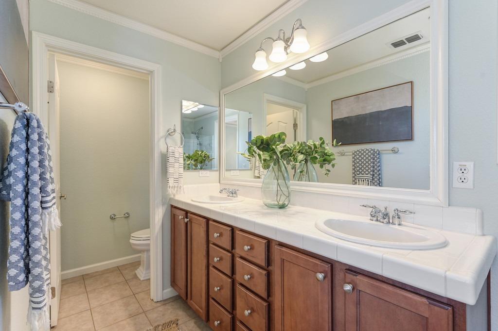 Detail Gallery Image 20 of 29 For 1701 Rivage Cir, Folsom,  CA 95630 - 2 Beds | 2/1 Baths