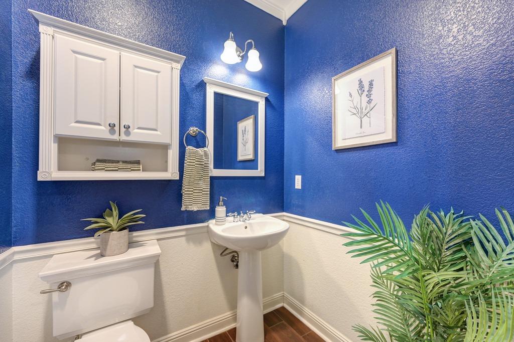 Detail Gallery Image 10 of 29 For 1701 Rivage Cir, Folsom,  CA 95630 - 2 Beds | 2/1 Baths