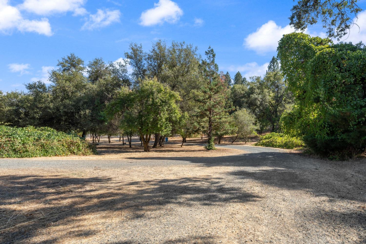 Detail Gallery Image 40 of 41 For 15221 Pear Valley Ln, Auburn,  CA 95603 - 3 Beds | 3 Baths