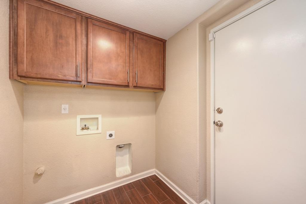 Detail Gallery Image 9 of 29 For 1701 Rivage Cir, Folsom,  CA 95630 - 2 Beds | 2/1 Baths